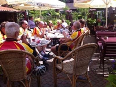 Wielrenclub terras - conditie_klein formaat